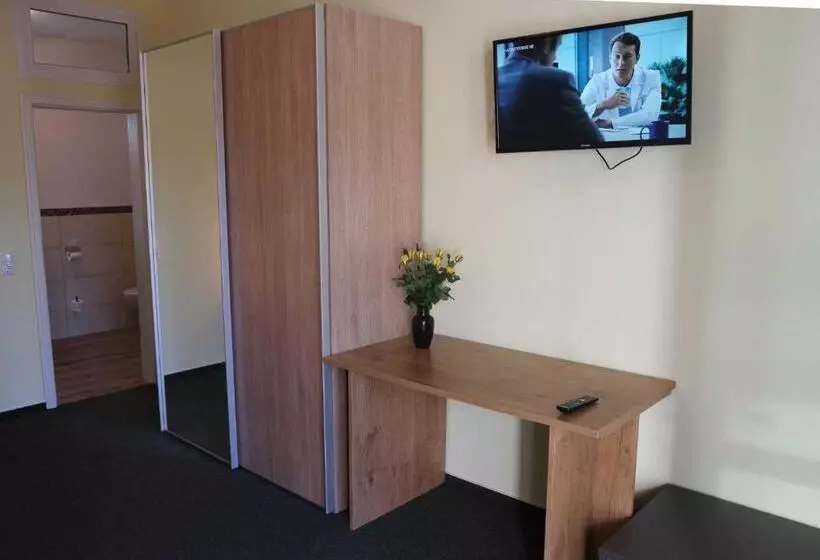 Hotelli Pension Am Waldguertel