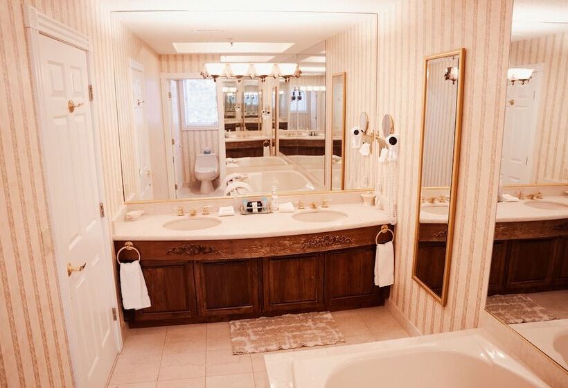 בית מלון כפרי Phoenix Inn Resort