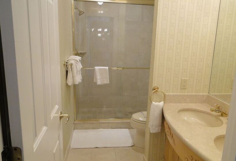 בית מלון כפרי Phoenix Inn Resort