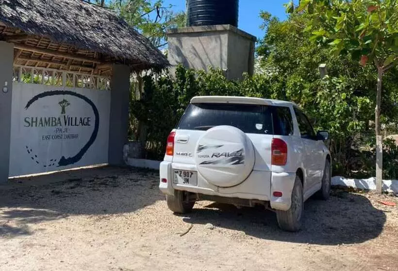 Hotelli Shamba Village