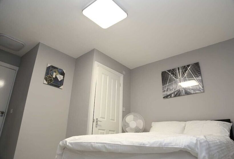 膳宿费 Budget 4 Bed House In Woolwich