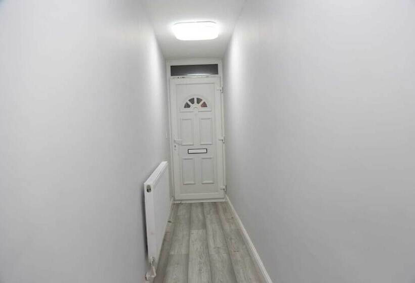 膳宿费 Budget 4 Bed House In Woolwich