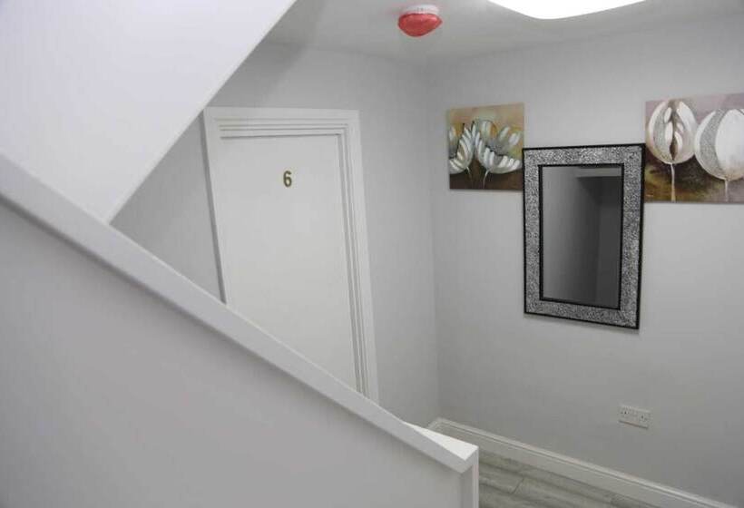 膳宿费 Budget 4 Bed House In Woolwich