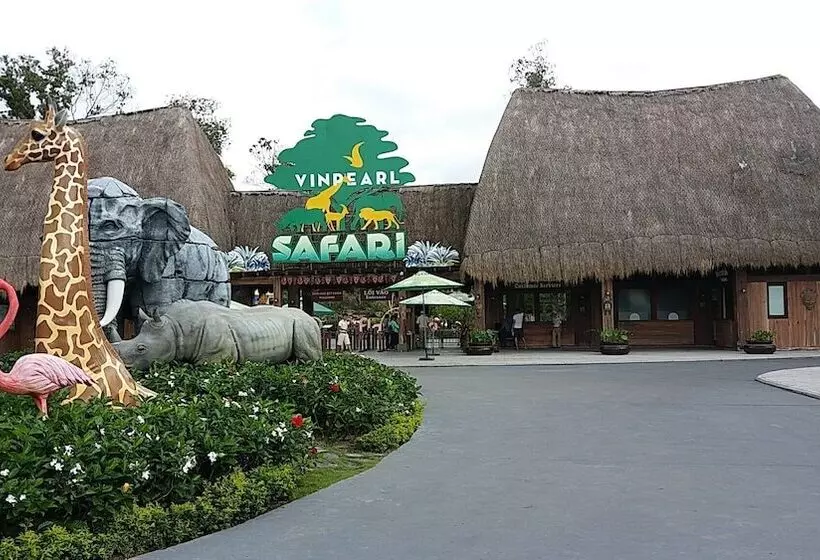 پانسیون Le Tram Guest House