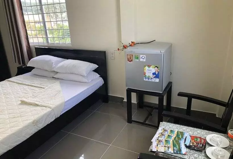 پانسیون Le Tram Guest House