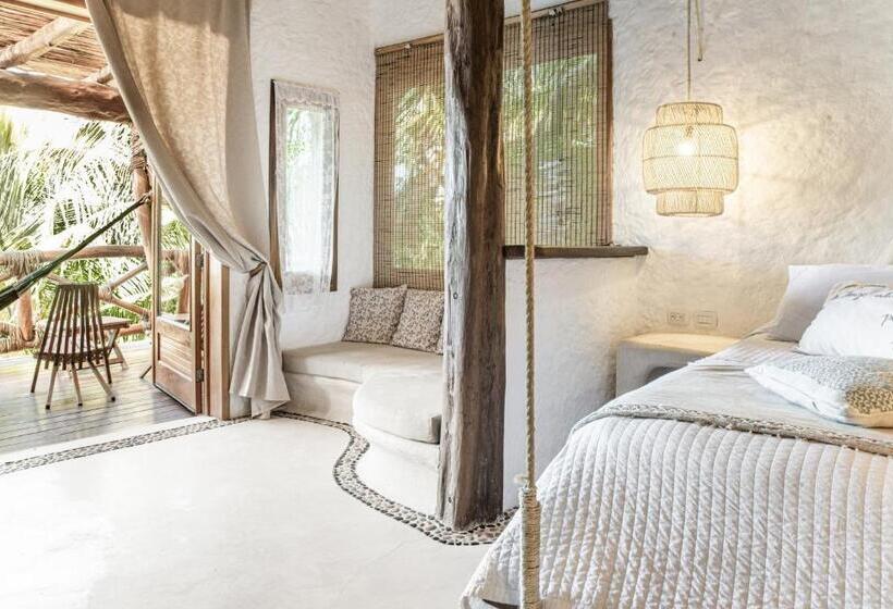 Casa Las Tortugas Petit Beach Hotel & Spa