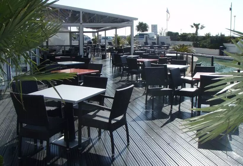 Cumberland Hotel   Oceana Collection