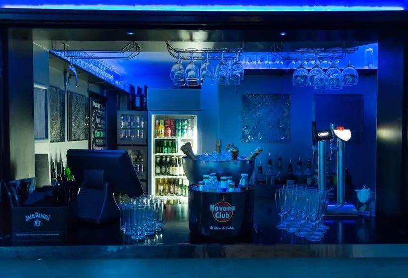 Cumberland Hotel   Oceana Collection