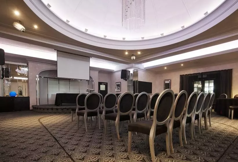 Cumberland Hotel   Oceana Collection