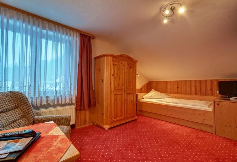 בית מלון כפרי Am Kurpark