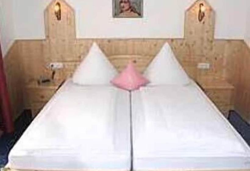 בית מלון כפרי Am Kurpark