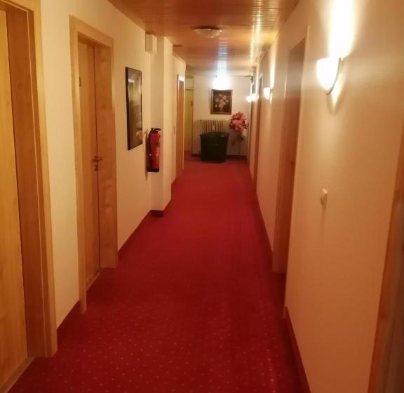 בית מלון כפרי Am Kurpark