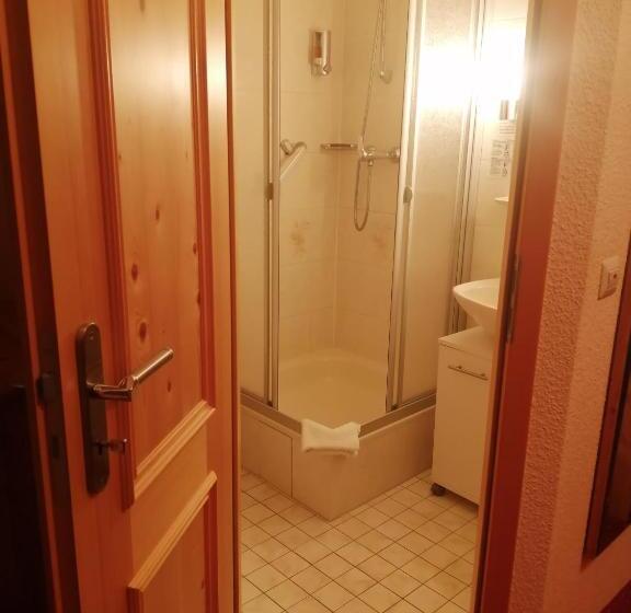 בית מלון כפרי Am Kurpark