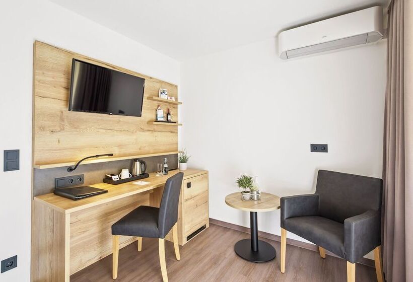 Best Western Hotel Favorit