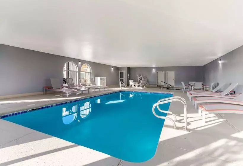 فندق Best Western Grants Inn