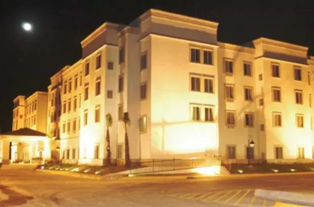 Otel Voco Saltillo Suites, An Ihg