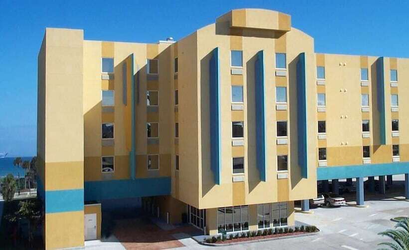 Otel Cocoa Beach Suites