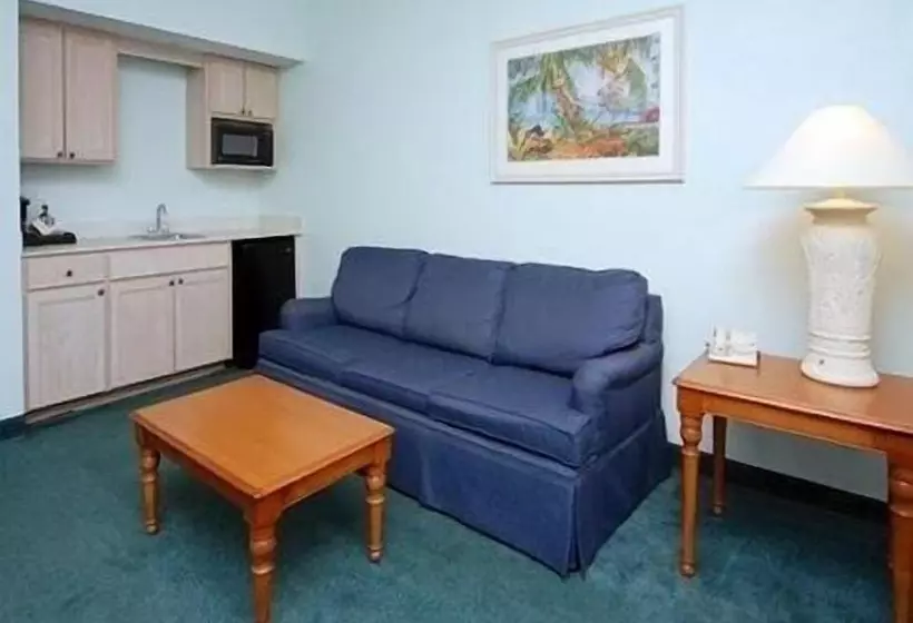 בית מלון כפרי Cocoa Beach Suites