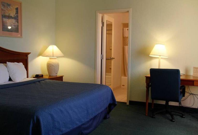 Otel Cocoa Beach Suites