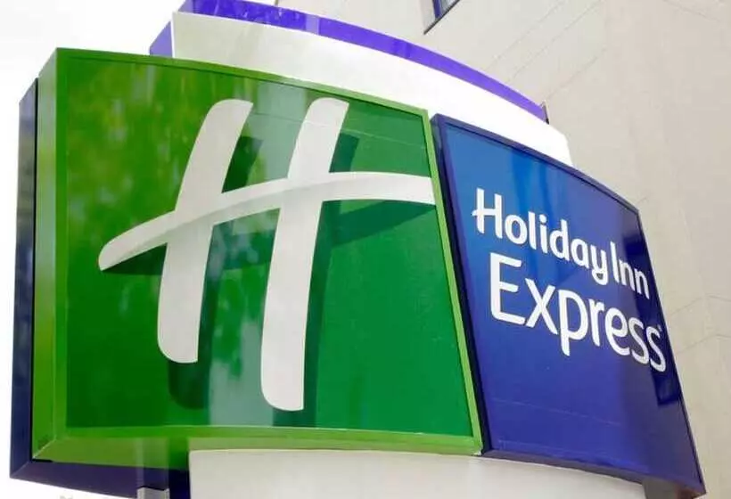 호텔 Holiday Inn Express Madrid Rivas, An Ihg
