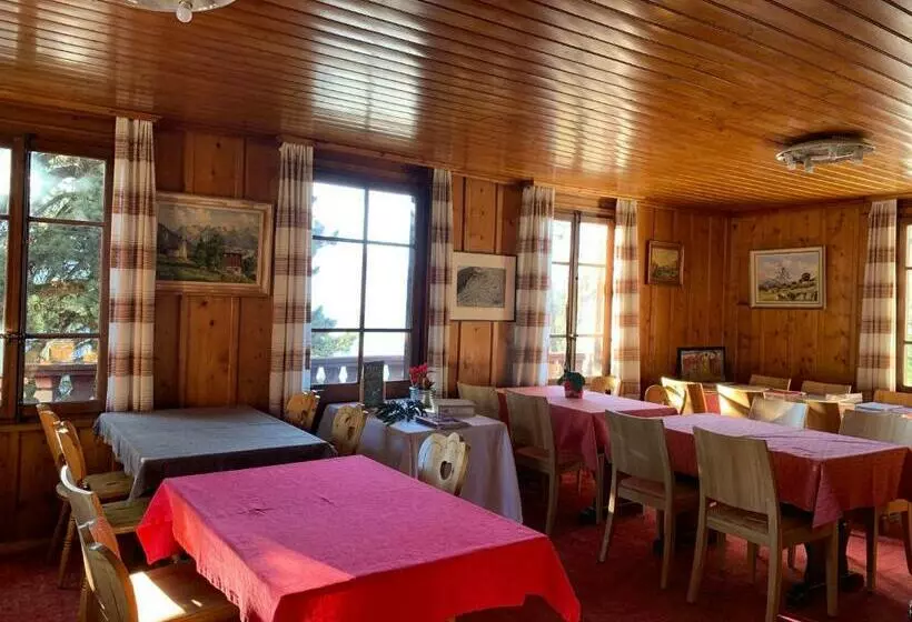 ホテル Les Touristes