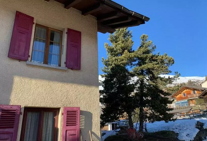 ホテル Les Touristes