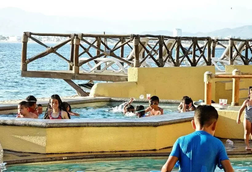 Отель Marina Puerto Dorado Todo Incluido