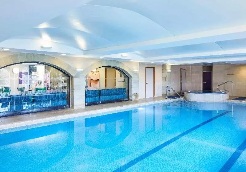 בית מלון כפרי Mercure Barnsley Tankersley Manor