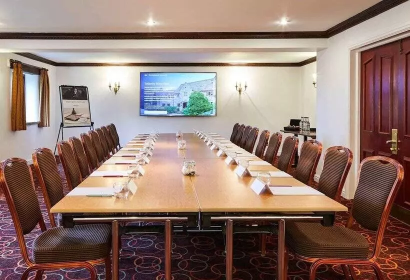 בית מלון כפרי Mercure Barnsley Tankersley Manor