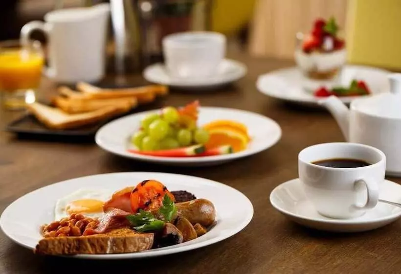 בית מלון כפרי Mercure Barnsley Tankersley Manor