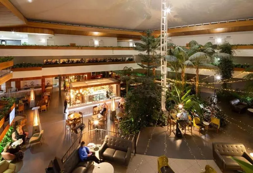 בית מלון כפרי Pavilion On Northbourne