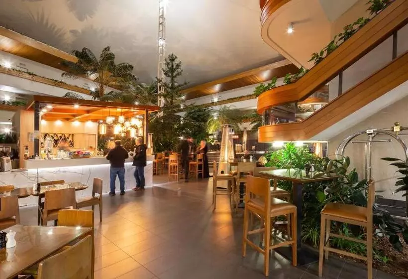 בית מלון כפרי Pavilion On Northbourne