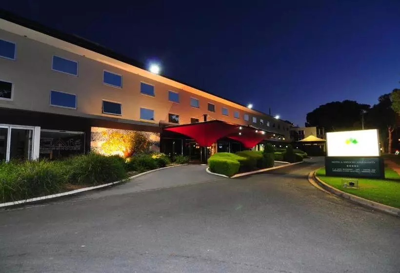 בית מלון כפרי Pavilion On Northbourne