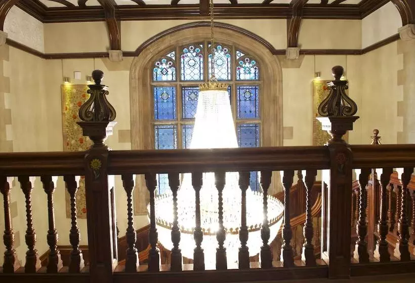 Отель Pendley Manor