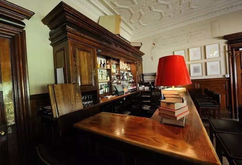 Отель Pendley Manor