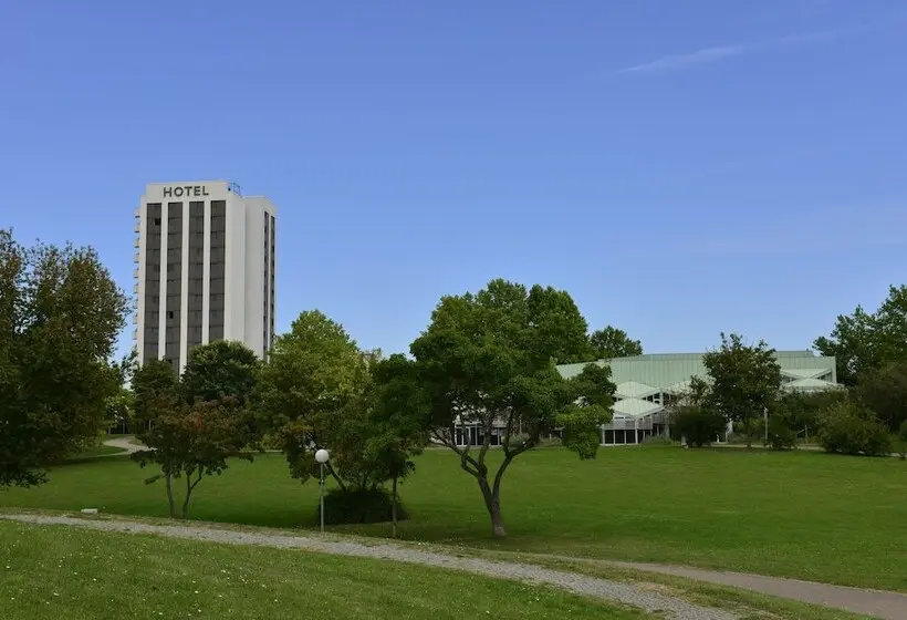 Hotelli Plaza Inn Leonberg