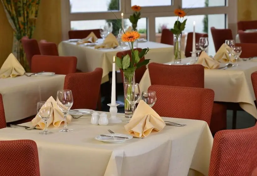 Hotelli Plaza Inn Leonberg