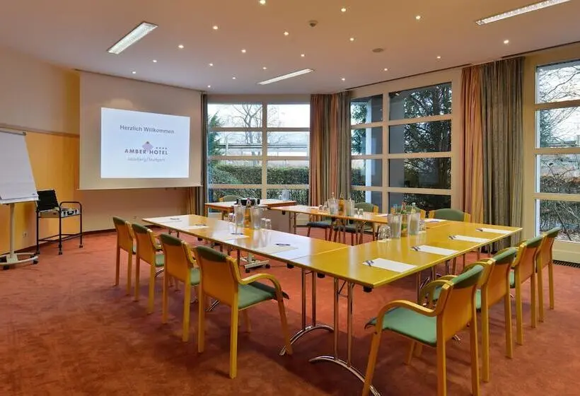 Hotelli Plaza Inn Leonberg