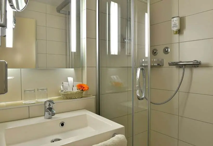 Hotelli Plaza Inn Leonberg