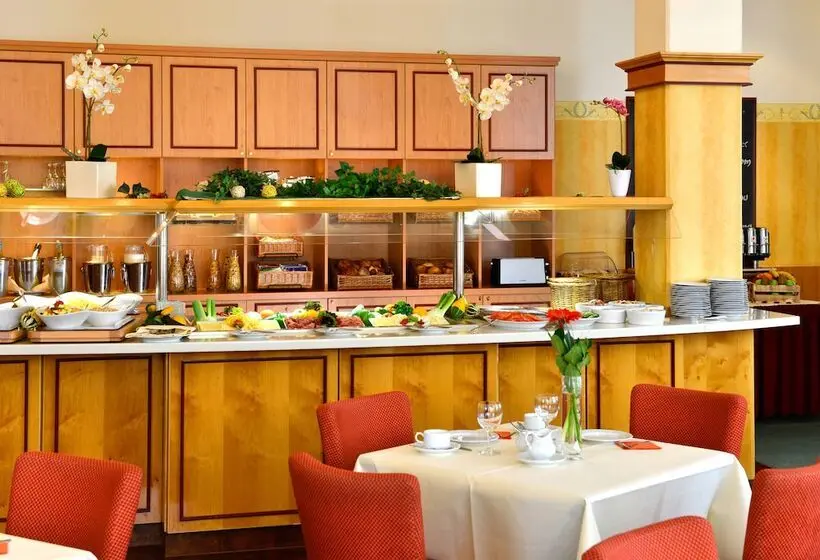 Hotelli Plaza Inn Leonberg