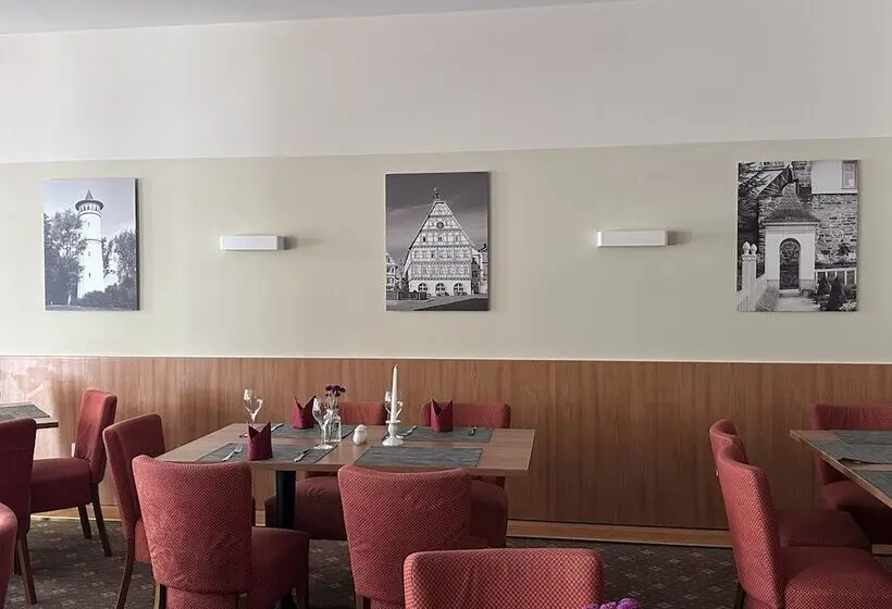 Hotelli Plaza Inn Leonberg