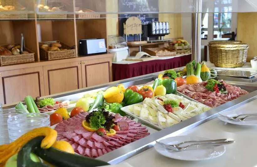 Hotelli Plaza Inn Leonberg