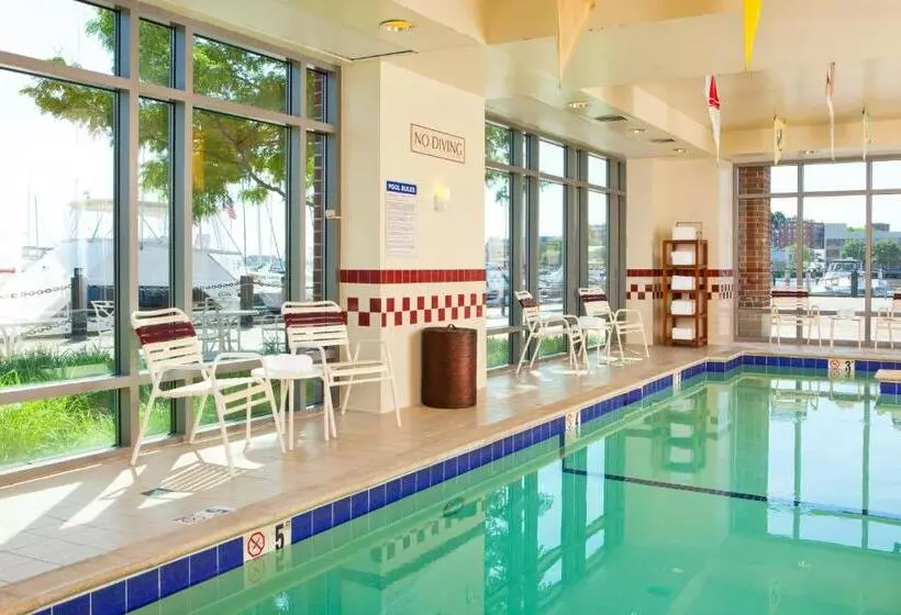 Отель Residence Inn By Marriott Boston Harbor On Tudor Wharf