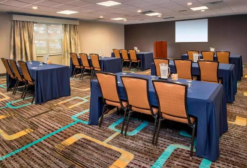 ホテル Residence Inn Frederick