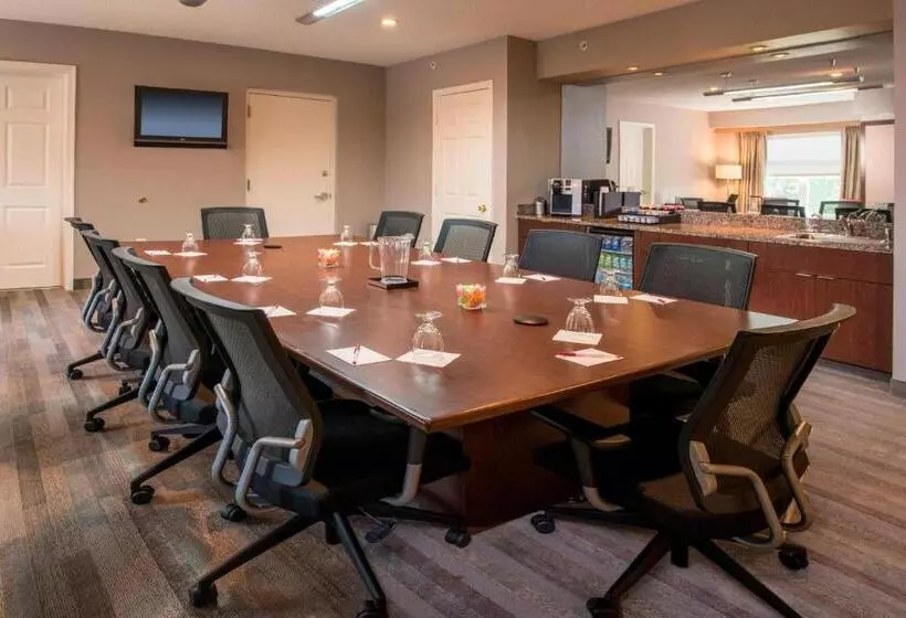 ホテル Residence Inn Frederick