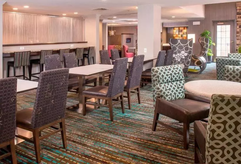 ホテル Residence Inn Frederick