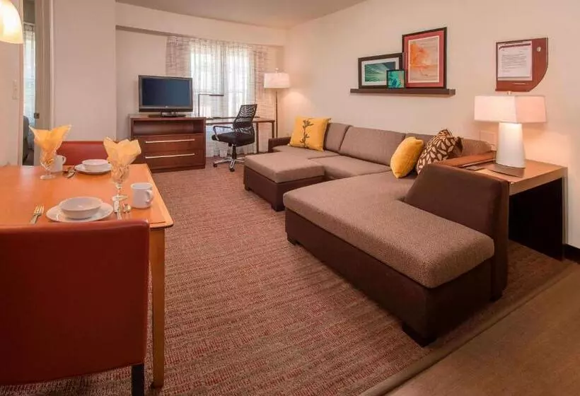 ホテル Residence Inn Frederick