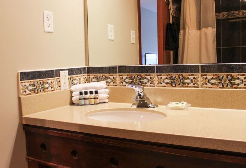 בית מלון כפרי Rodd Crowbush Golf & Beach Resort