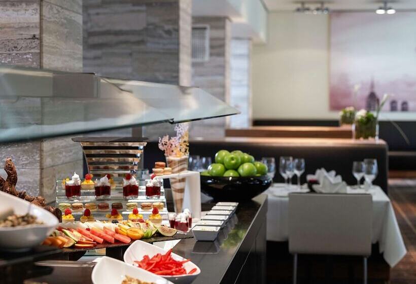 Otel Sofitel Munich Bayerpost