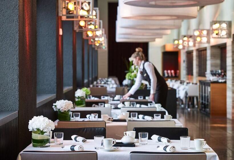 Otel Sofitel Munich Bayerpost